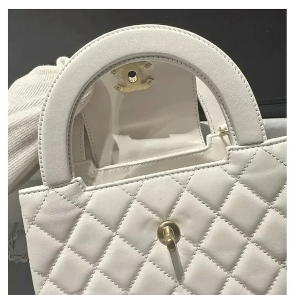 Chanel Ivory Quilted Mini Bag - Picture 3 of 4